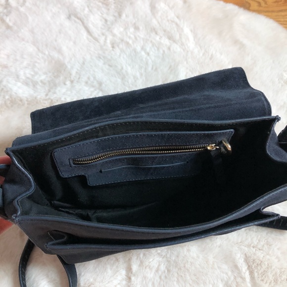 & other stories suede navy cross body bag - Picture 4 of 6